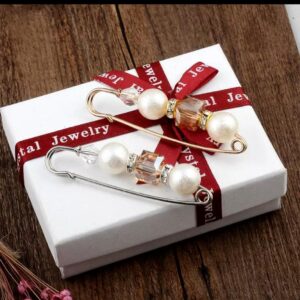 FANCY PEARL SAFETY PIN DESIGN 2 - Image 4